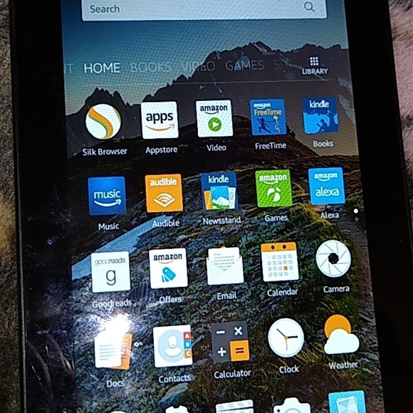 Kindle fire 5th gen - Picture 3 of 4